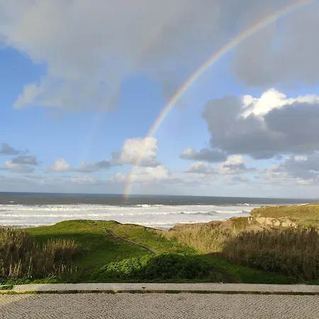 Gigi Beachfront Ferrel (Leiria)